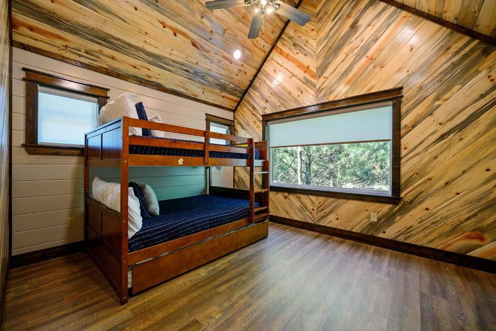 The Whiskey Trip! Family Getaway Villa Broken Bow Dış mekan fotoğraf