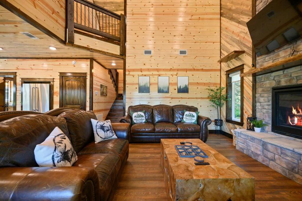 The Whiskey Trip! Family Getaway Villa Broken Bow Dış mekan fotoğraf